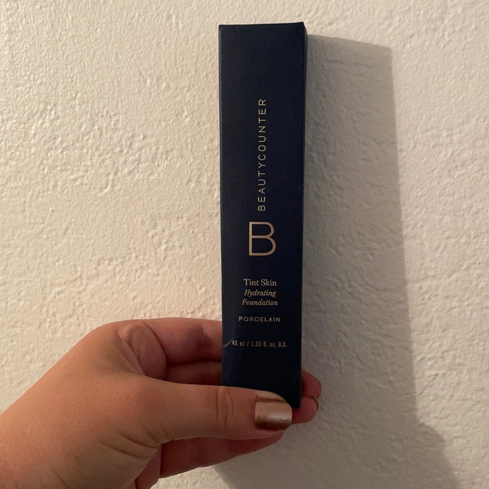 BeautyCounter Tint Skin Foundation in Porcelaine